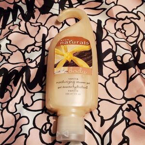 NEW AVON NATURALS SEALED VANILLA MOISTURIZING HANGING TUBE SHOWER GEL 5OZ